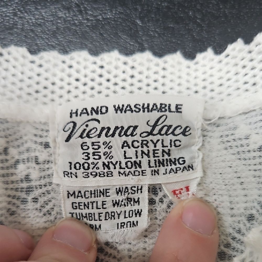 Vienna Lace Made in Japan White Pointelle Cardigan Sheer Lined L Cottagecore - Picture 4 of 10